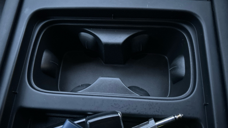 Land Rover Defender 3.0 D250 X-Dynamic SE 90 3dr Auto Diesel Estate